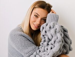 Read more about the article Winter’s Coziest Cardigan Looks to Try Now 2026