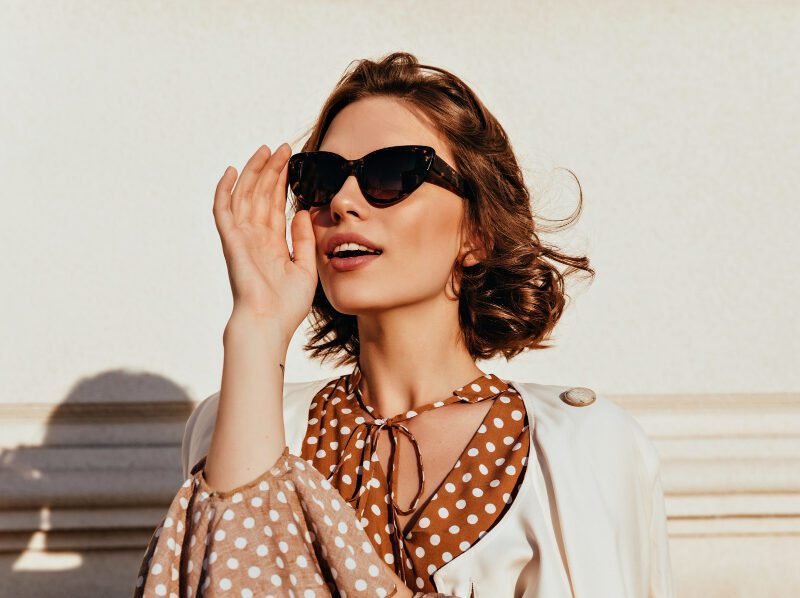Read more about the article 7 Women’s Sunglasses Trends That Will Dominate 2026