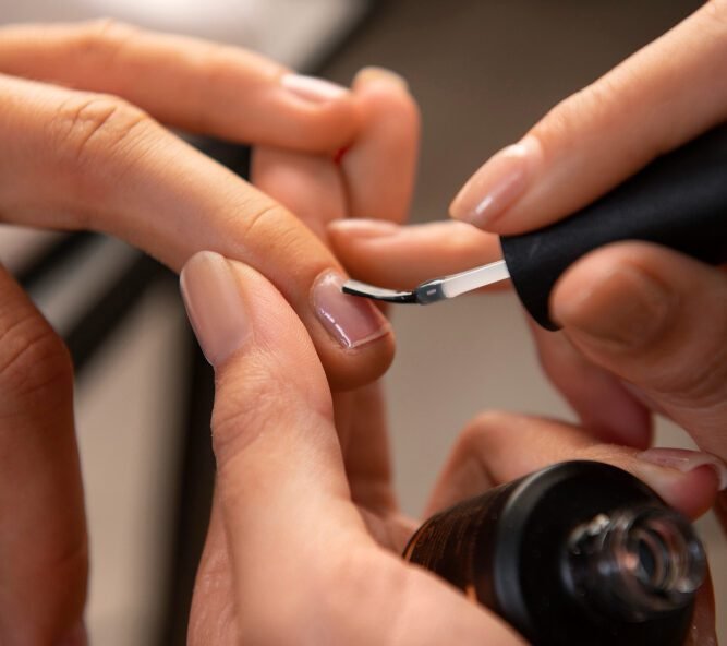 Read more about the article How To Do French Tips? – For Begginers in Home