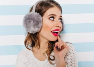 Read more about the article The Best Winter Makeup Trends For 2025/2026
