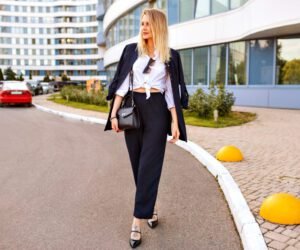 Read more about the article 7 Must-Try Office Pants Styles to Stay Stylish in 2026