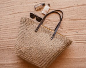 Read more about the article 5 Cute Tote Bags Women Can Carry from Beach to Brunch in Summer 2026