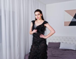 Read more about the article 11 Black Bridesmaid Dresses Perfect for Elegant Weddings in 2026