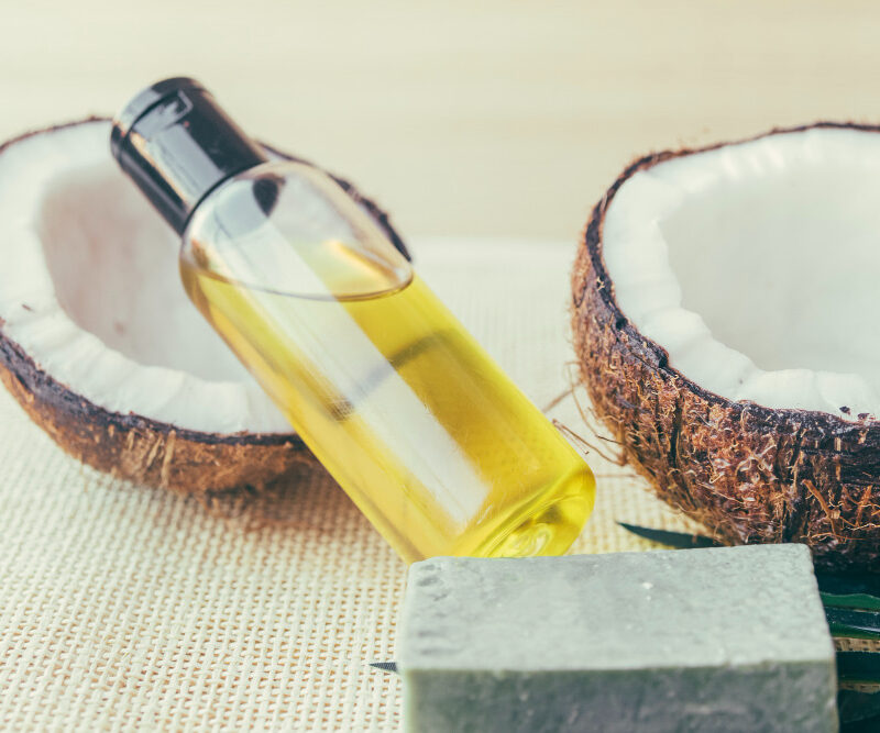 You are currently viewing Coconut Oil Hair Guide For 2026