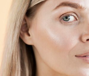 Read more about the article 15 Steps to Get Glass Skin Naturally at Home