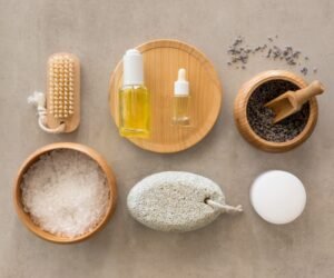 Read more about the article How to Find the Right Scalp Scrub to Detox, Exfoliate, and Boost Hair Health