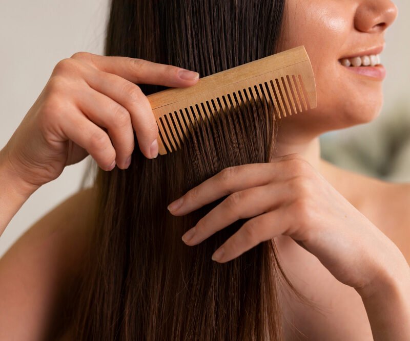 Read more about the article How to Care for Straight Hair the Right Way