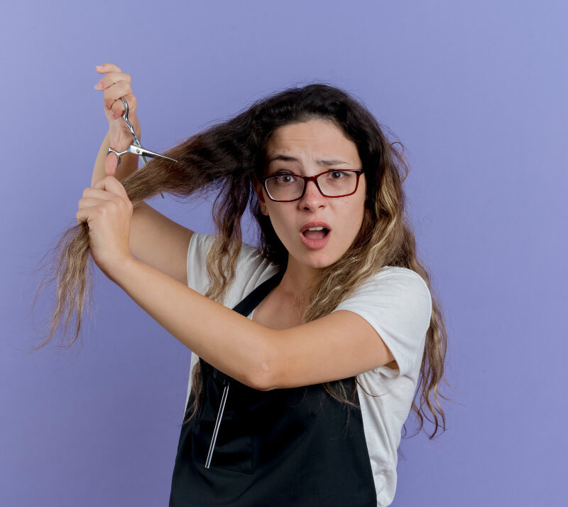 Read more about the article 18 Wavy Hair Tricks Every Girl Should Know