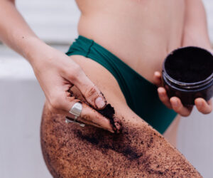 Read more about the article Brown Sugar Scrub: DIY for Smooth, Glowing Skin