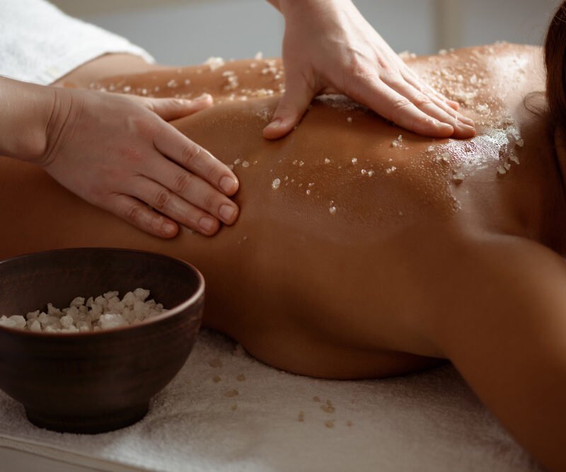 You are currently viewing 5 Easy DIY Body Scrub Recipes You Can Make at Home