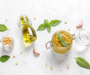 Read more about the article 5 DIY Oregano Oil Recipes