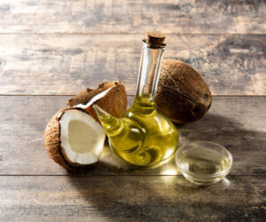 Read more about the article 7 Benefits of Coconut Oil For Your Skin