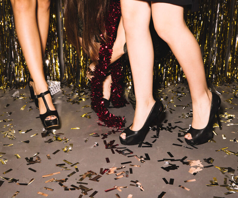 Read more about the article 14 Trendy Party Heels You’ll Want to Wear All Night in 2026