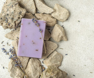 Read more about the article 8 DIY Lavender Soap Bars Using Natural Ingredients