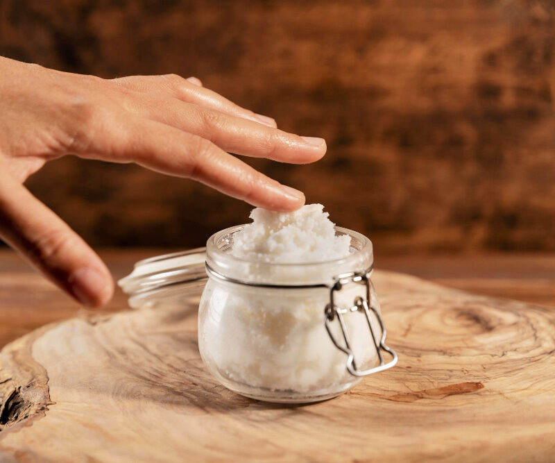 You are currently viewing Shea Butter For Healthy Hair: 8 Ways To Use