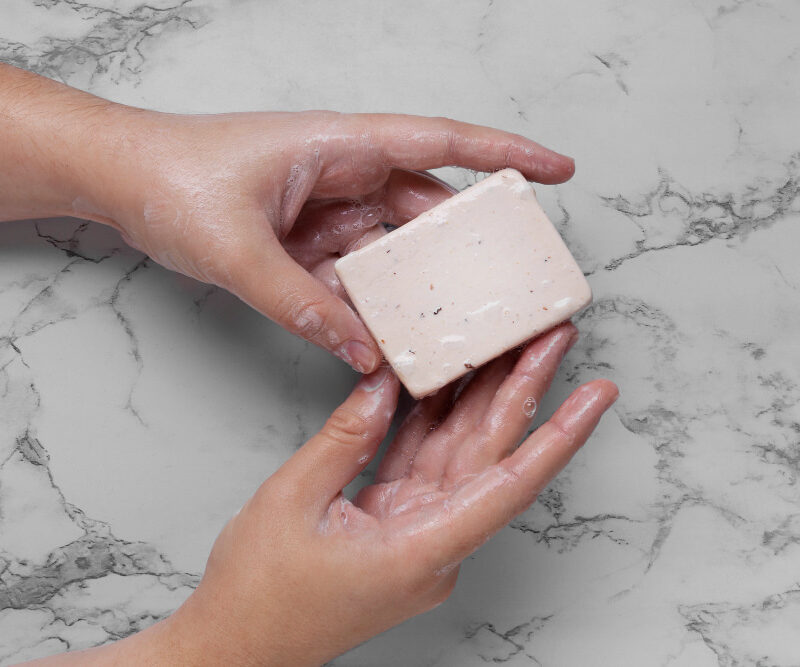 Read more about the article 6 DIY Soap Bar Recipes for Beginners Using Natural Ingredients