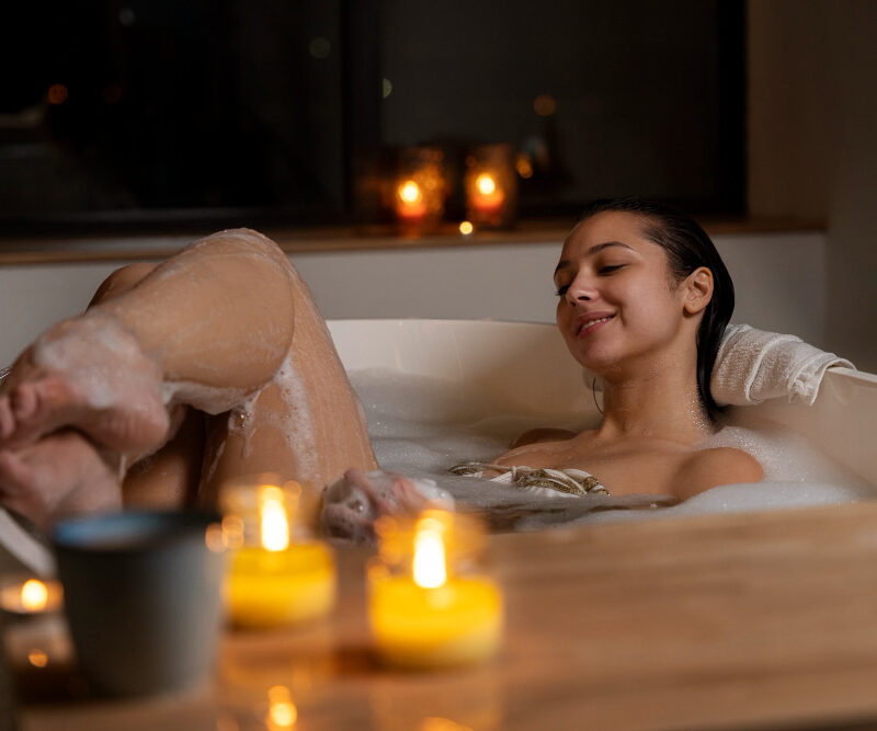 You are currently viewing 6 Easy DIY Bath Salt Recipes for a Relaxing Spa Night at Home