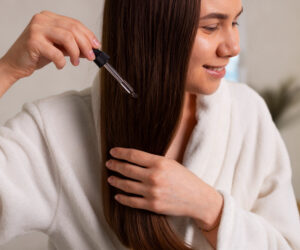 Read more about the article 6 DIY All Natural Hair Serum For Frizzy Hair