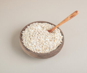 Read more about the article 9 DIY Oatmeal Scrub Recipes That Really Works