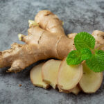 10 Ginger Benefits for Skin: Anti-Aging, Brightening, and More