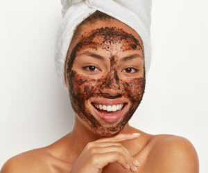 Read more about the article 8 Natural DIY Coffee Face Scrub for Your Skin