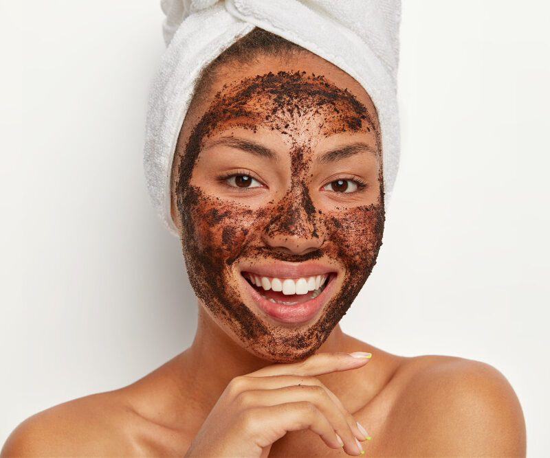 Read more about the article 8 Natural DIY Coffee Face Scrub for Your Skin