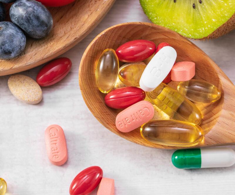 You are currently viewing 11 Best Vitamins and Supplements for Oily Skin