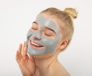 Read more about the article 7 Easy DIY Face Mask for Oily Skin