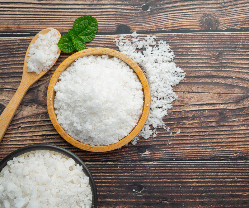 You are currently viewing 8 Epsom Salt Uses and Benefits For Your Hair