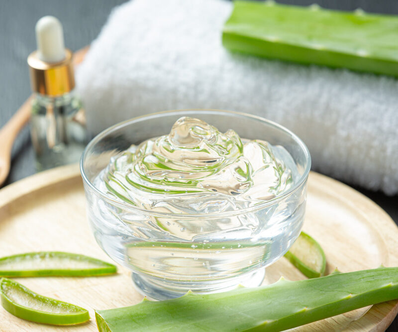 You are currently viewing 6 DIY Aloe Vera Face Mask Recipes for Glowing Skin
