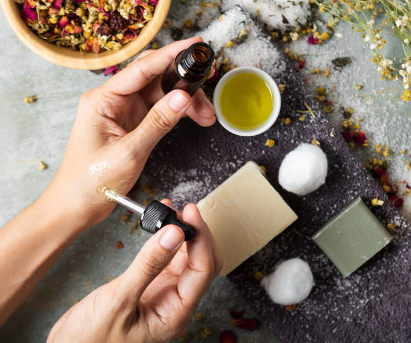 Read more about the article 7 DIY Perfume Oil Recipes For Natural Fragrance